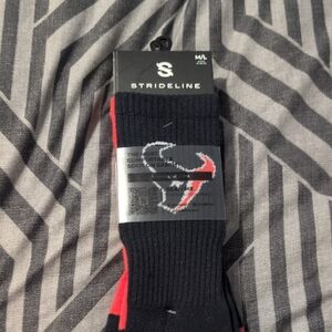 Men’s Black & Red Crew Socks - M/L